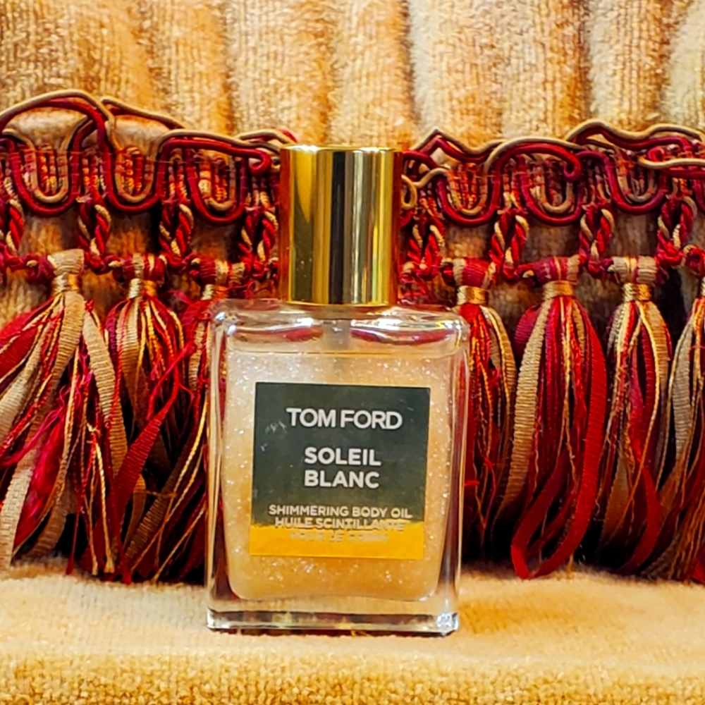 Shimmering Perfume